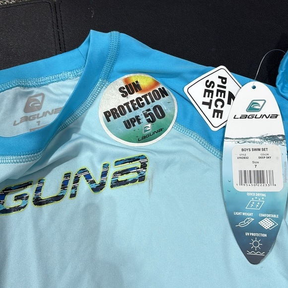 Laguna UPF 50 + Protection,long sleeve top,elastic lined drawstring waist shorts - Picture 2 of 3